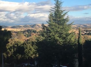 635 Ventana Del Robles Ln, Templeton, CA 93465