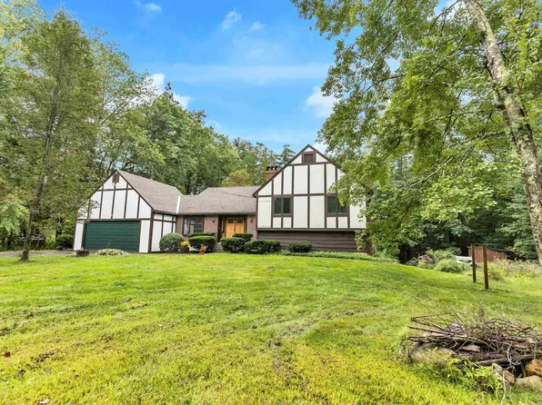27 Cricket Corner Road, Amherst, NH 03031