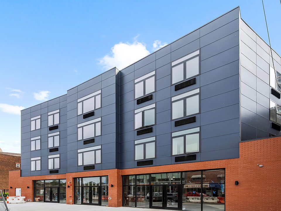 1st image of 50-52 Easton Ave #201