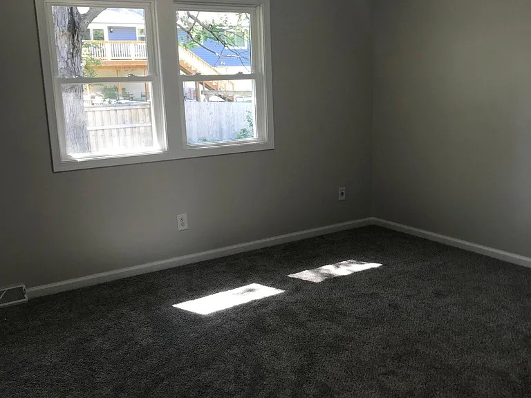 7533 Hayes Cir — Photo 11