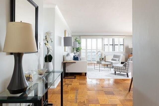 1st image of 2 Hawthorne Pl APT 16A