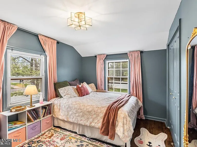 301 Westwood Dr — Photo 26