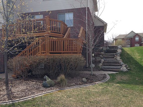 Custom Stone Steps & Borders