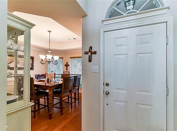 5th image of 11609 Wild Pear Ln