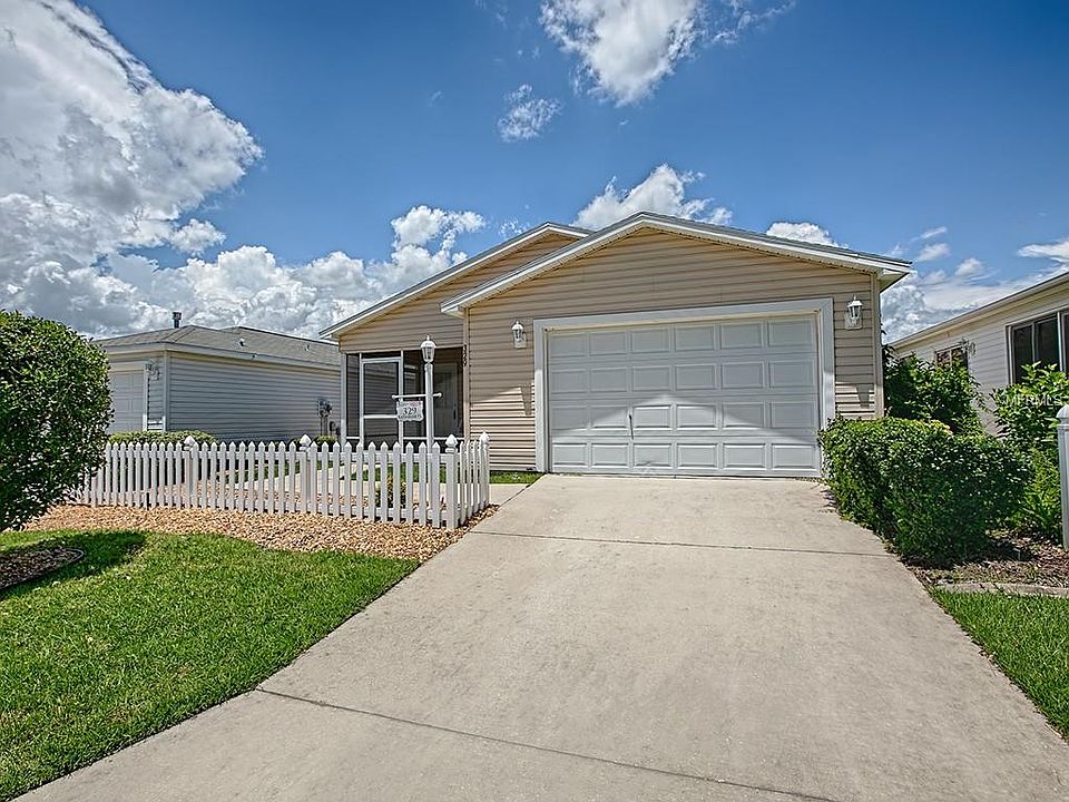 1st image of 329 Katherine Pl