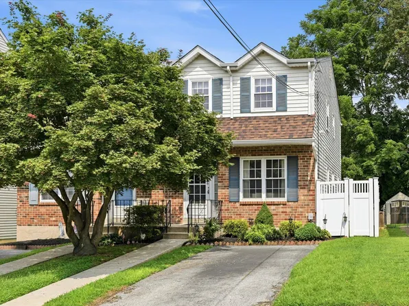 18A W Mercer Ave, Havertown, PA 19083