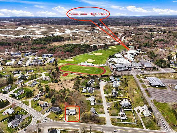 4th image of 243 Winnacunnet Road