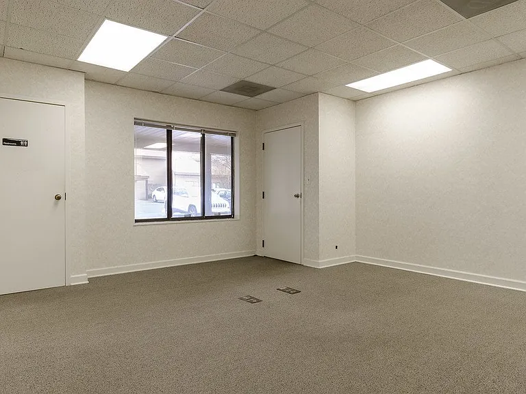3705 Latrobe Dr #310 — Photo 9