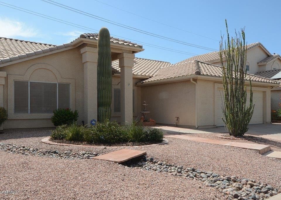 1st image of 1040 N Aspen Dr