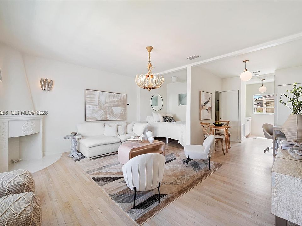 1st image of 750 Espanola Way APT 4