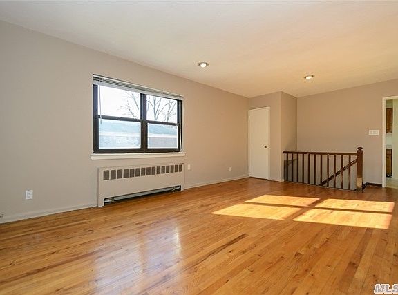 5th image of 21915 74th Ave