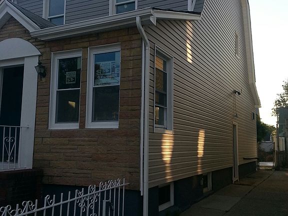 2nd image of 188-19 Mangin Ave.