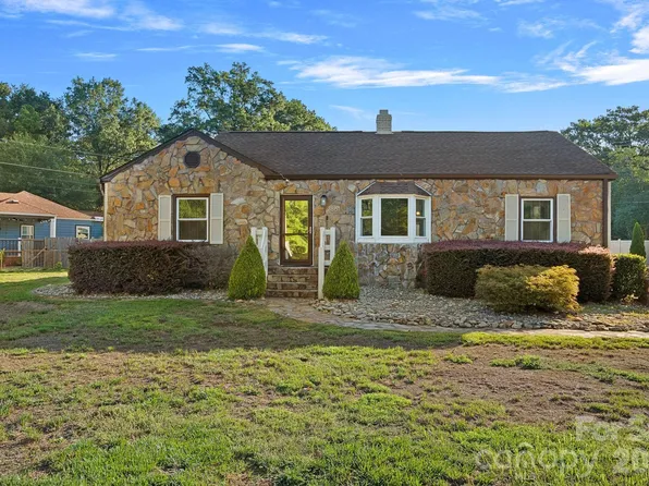 2561 Lumina Ave, Charlotte, NC 28208
