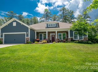 7640 Lazy Hollow Ln, Denver, NC 28037