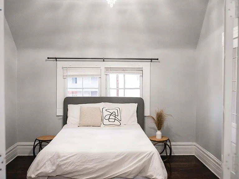 1555 N Williams St #2 — Photo 9