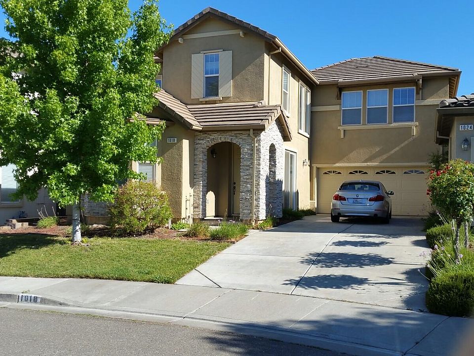 Long driveway to park RV, Boat or Trailer