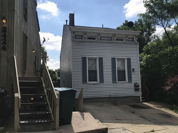 4th image of 2422 Glenway Ave