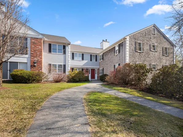 16 Hilltop Drive UNIT 16, Sandwich, MA 02563
