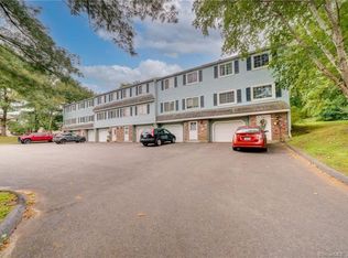 163 Cynthia Ln APT B4, Middletown, CT 06457