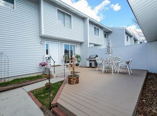 2176 Tower Ct, Woodbury, MN 55125