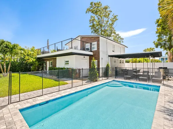 311 SE 3rd Ave, Delray Beach, FL 33483