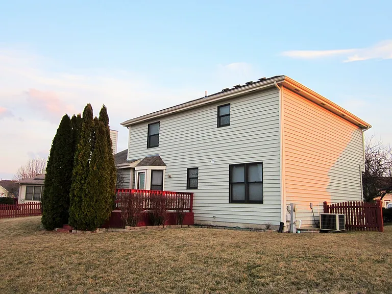 3690 Baybrook Dr — Photo 5
