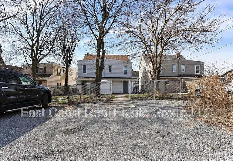 812 Dale St — Photo 18