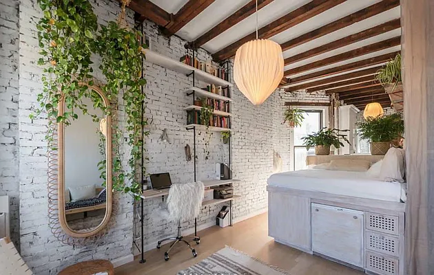 Rented by Bryan L Rozencwaig, LREB | media 23