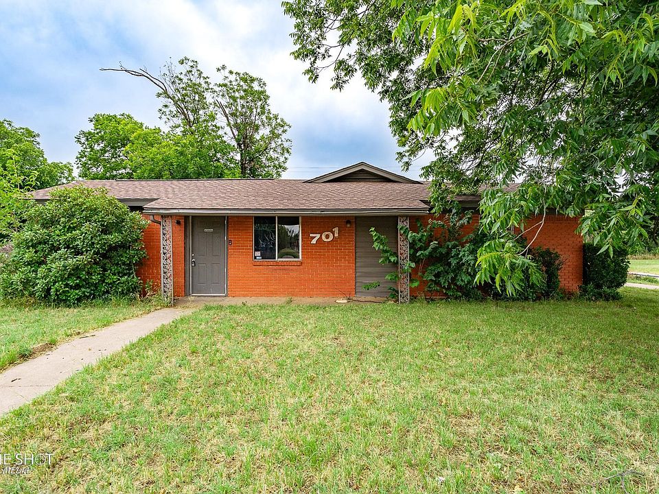 1st image of 701 Cockerell Dr
