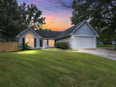 215 Woodland Lakes Rd, Goose Creek, SC, 29445