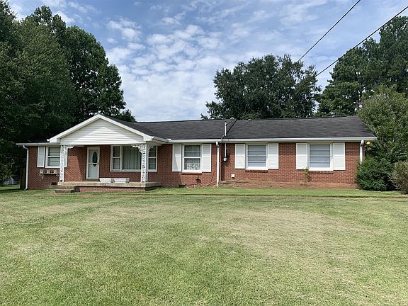 2nd image of 3912 Devonshire Dr