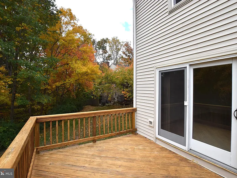 11337 Cromwell Ct — Photo 10