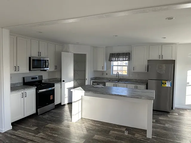 3 bed, 1393 sqft, $1,795 — Photo 4