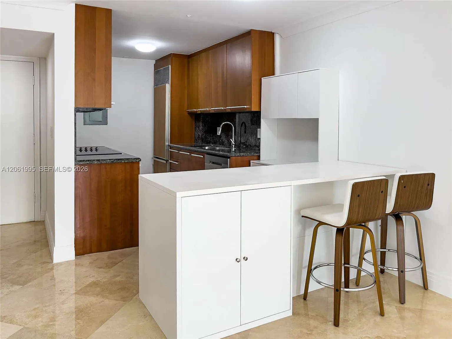 Bayside Terrace Condo — Photo 4