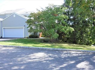 86 Bridle Path, Ossining, NY 10562