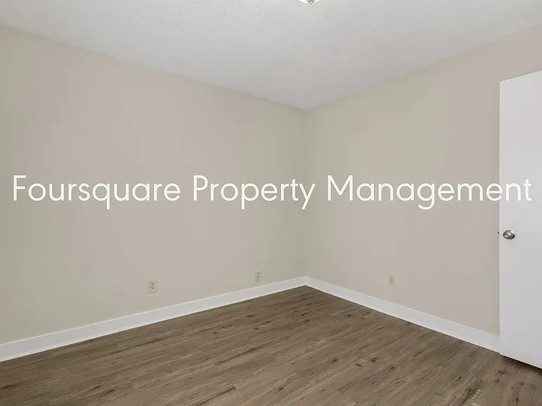 1105 Timber Dr — Photo 26