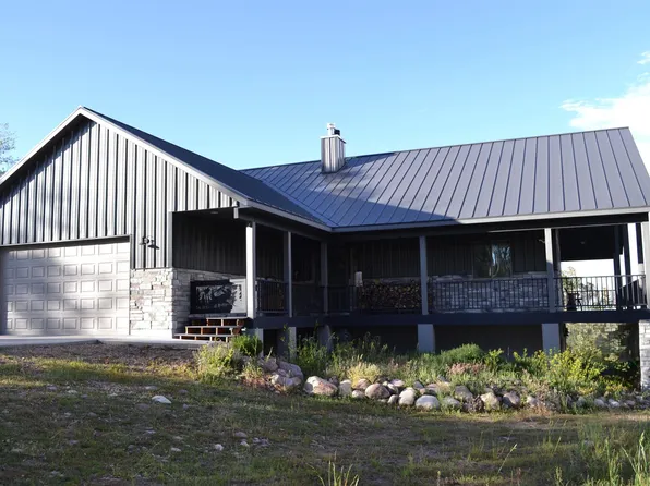 1467 Moose Hollow Rd, Robertson, WY 82944