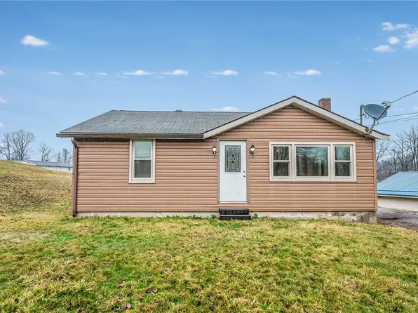 1339 Freeport Rd N, Kittanning, PA 16201