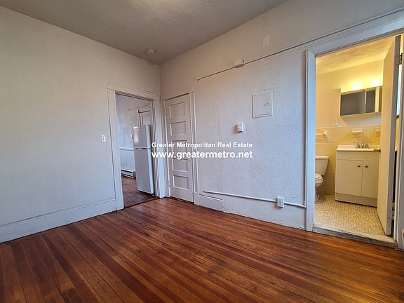 5th image of 10 Unity St APT 7