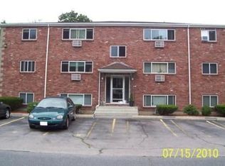 17 Green St APT 2, Milford, MA 01757