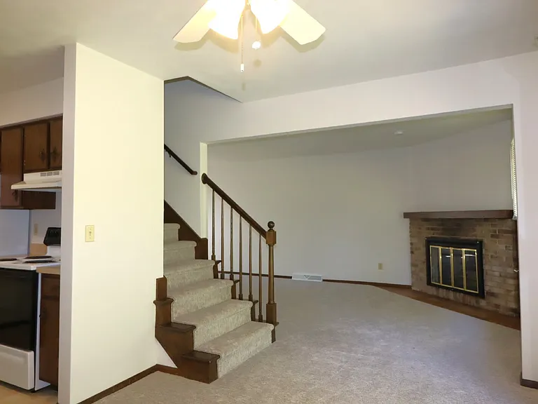 926 E Northwood Dr — Photo 5
