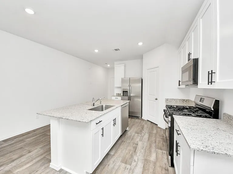 31426 Harp Ridge Dr — Photo 12