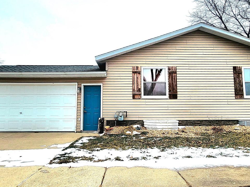 1st image of 120 W College St
