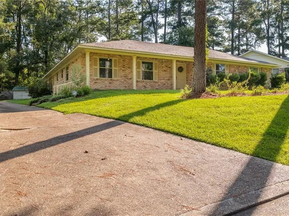 516 Hiawatha Trl, Pineville, LA 71360