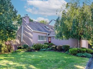 381 Papere Rdg, Shelton, CT 06484