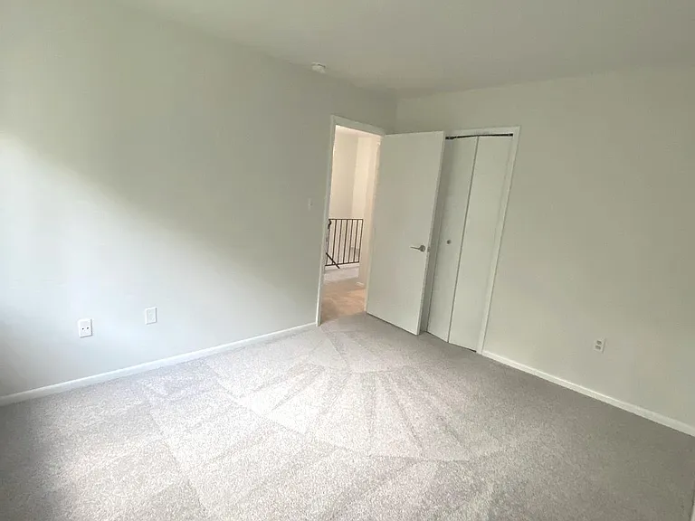 15947 Dorset Rd #188 — Photo 11
