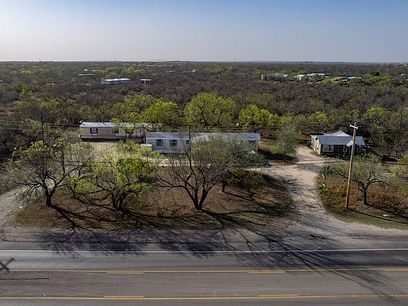 2nd image of 2806 S Us Highway 83