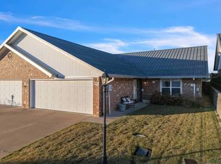 1807 Flagstone Dr, Longview, TX 75605