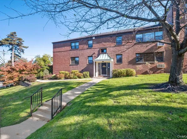 125 Beacon Hill Drive #F-10, Dobbs Ferry, NY 10522