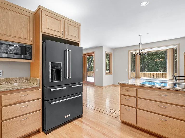 310 Wild Iris Ln — Photo 18